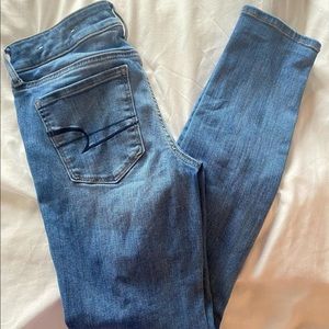 NEW W/O TAGS American Eagle Skinny Jeans! 🦋